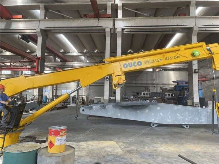 0.5t15m Telescopic Crane Boom Mechanism,vessel And Pedestal Crane