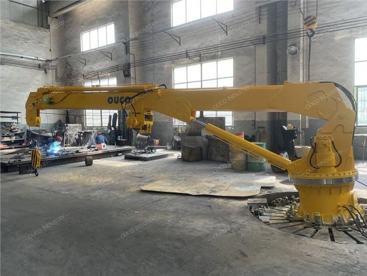 0.5t15m Telescopic Crane Boom Mechanism,vessel And Pedestal Crane